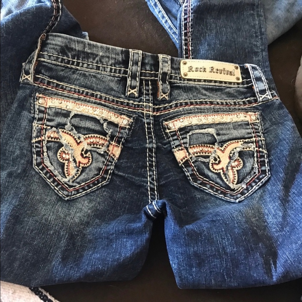 (SOLD) Rock Revival Luiza Straight 27